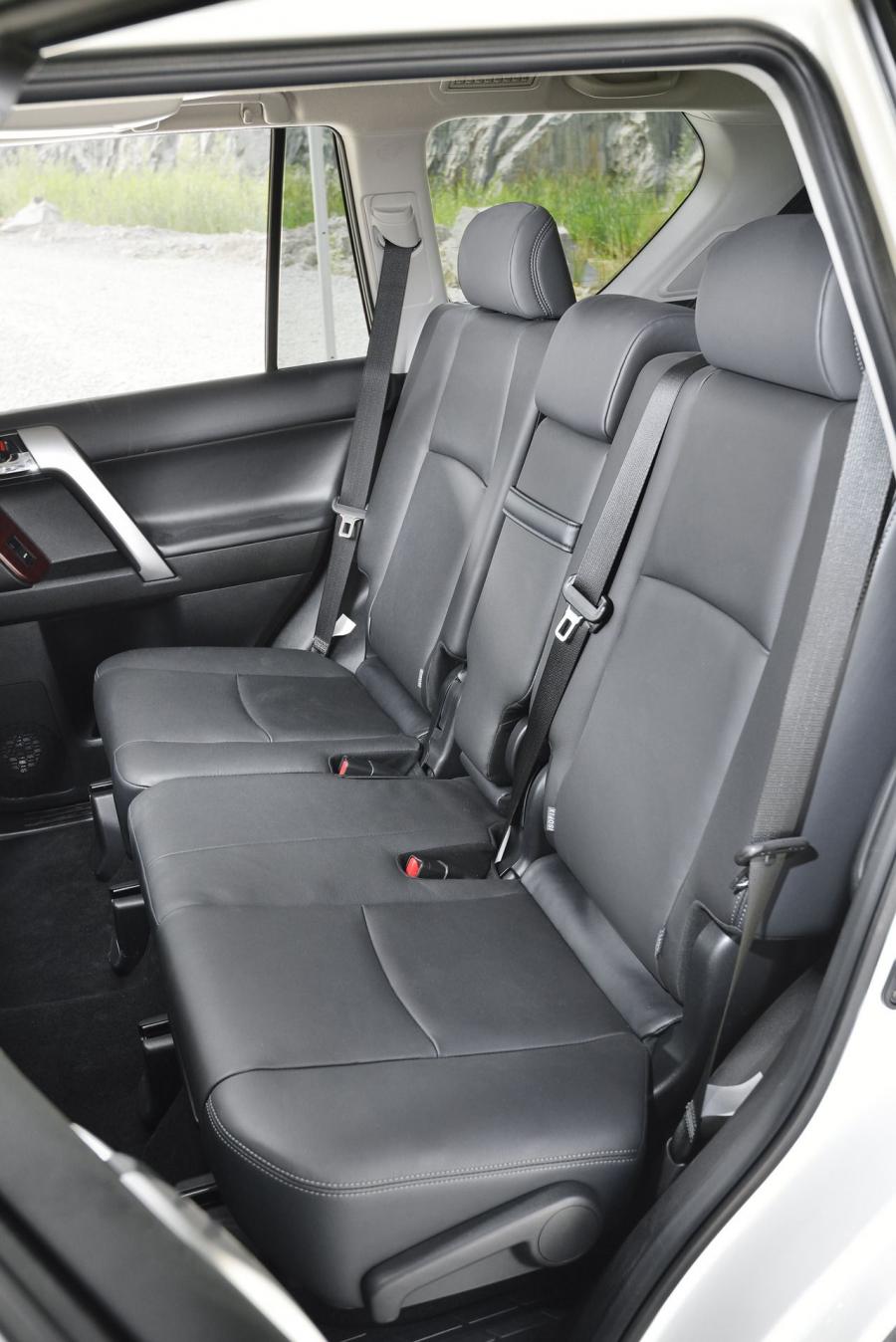 Toyota Land Cruiser Prado 2013 года  (фото 95 из 103)